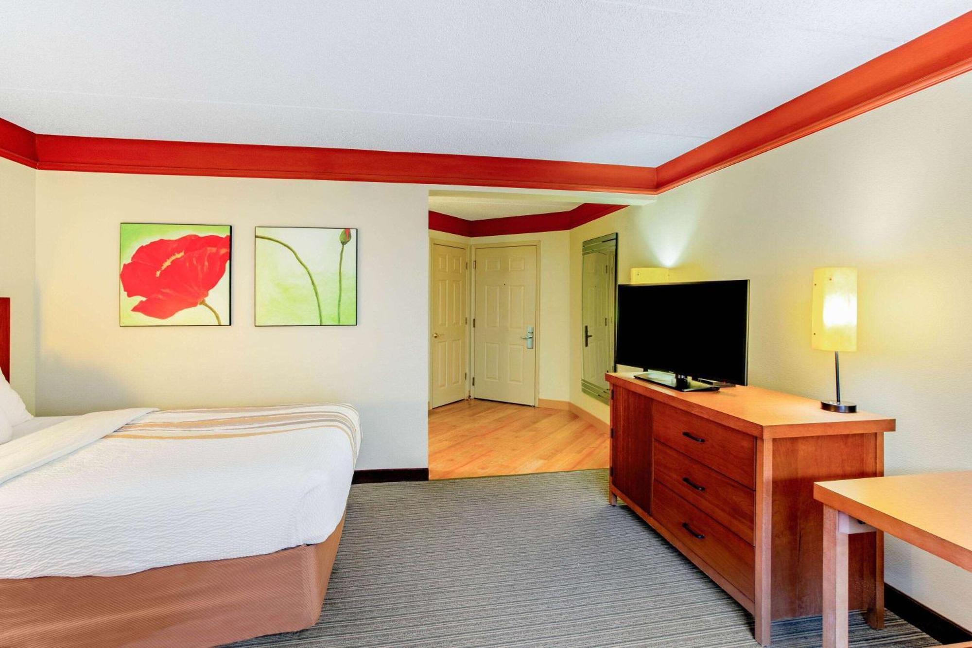 Hotel La Quinta By Wyndham Raleigh/Durham Southpoint Exterior foto